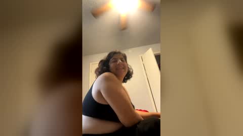 lydiasheer online show from June 6, 8:59 pm