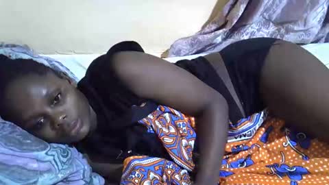 lyn_anna online show from October 25, 9:06 am