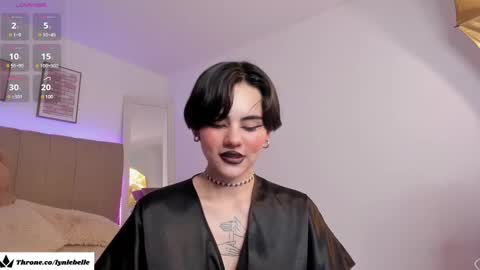 Snapshot of lyn_lebelle chatting on January 16, 9:19 pm Lyn online show from January 16, 9:19 pm