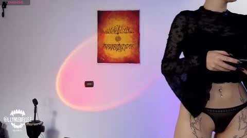 Snapshot of lyn_lebelle chatting on September 9, 6:51 pm Lyn online show from September 9, 6:51 pm