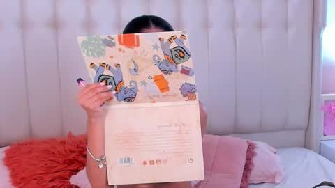 Lyn online show from November 29, 11:47 am