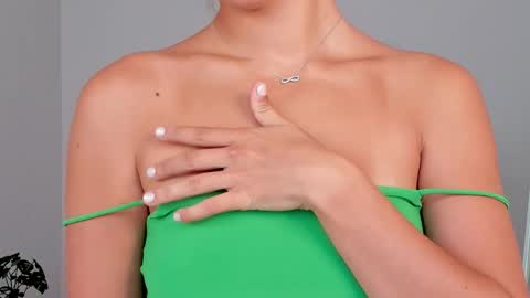  LYNN  online show from September 28, 6:42 am