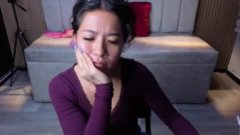 lynn_turner_ online show from June 13, 1:08 pm