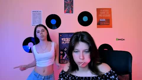 lyra_desire online show from June 14, 7:25 pm
