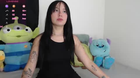 lyshana online show from February 20, 10:48 am