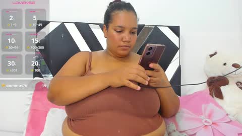 macarenaawills online show from September 23, 3:21 pm