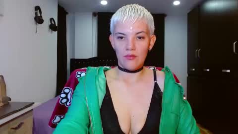 Noah Askew online show from February 17, 12:21 am