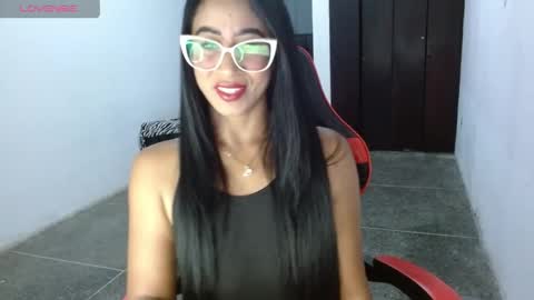 EMILY online show from May 31, 11:17 pm