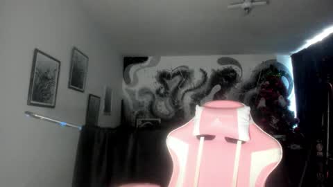 di online show from December 16, 3:07 pm