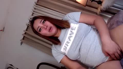 Ivy online show from December 11, 11:43 pm