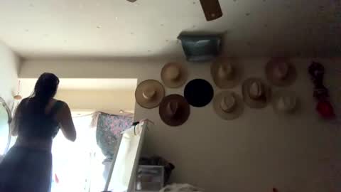 SummerPeach online show from December 24, 8:16 pm