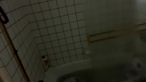 SummerPeach online show from January 12, 4:50 pm