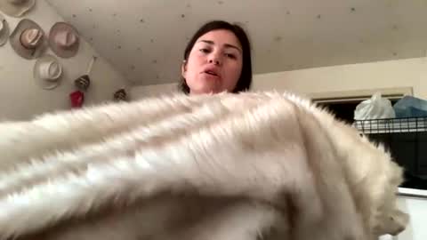 SummerPeach online show from January 16, 4:39 pm