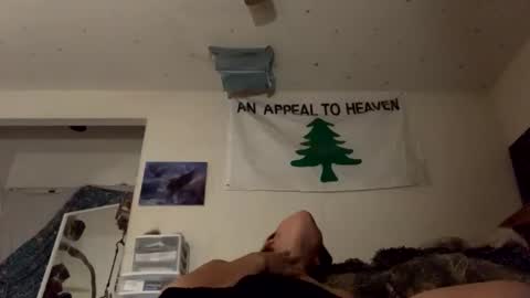 SummerPeach online show from December 12, 4:04 am