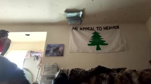 SummerPeach online show from December 14, 5:25 pm