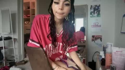 maddieblair1 online show from January 8, 8:57 pm