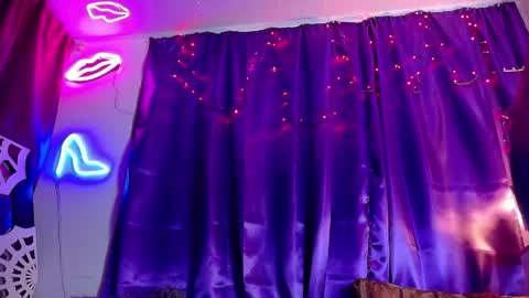 Miss Lust online show from April 14, 6:19 pm