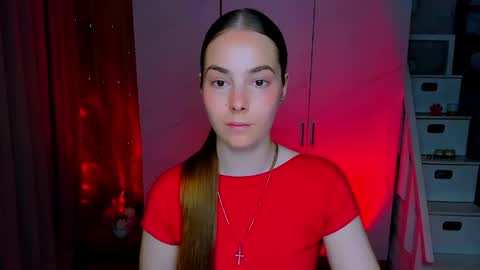 maddy_gate online show from June 4, 9:25 am