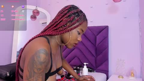 maddyjohnsonn online show from February 25, 3:42 am