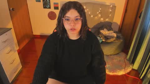 madelaine_taylor online show from September 14, 4:05 pm