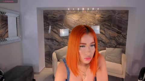 Snapshot of madelinefox_ chatting on March 11, 8:30 am Madeline online show from March 11, 8:30 am