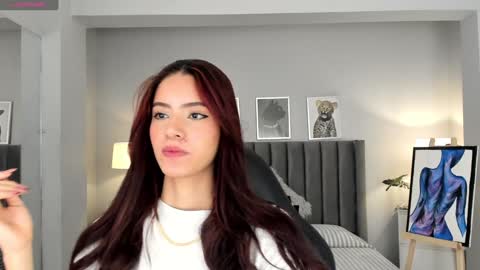 Madie  online show from December 26, 11:43 am