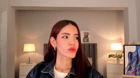 Madie  online show from January 5, 12:42 pm