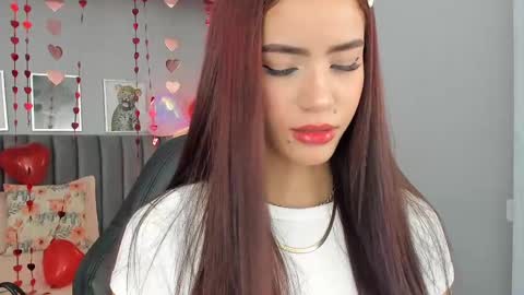 Madie  online show from February 11, 11:20 am