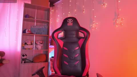 Madison   online show from February 25, 1:31 pm