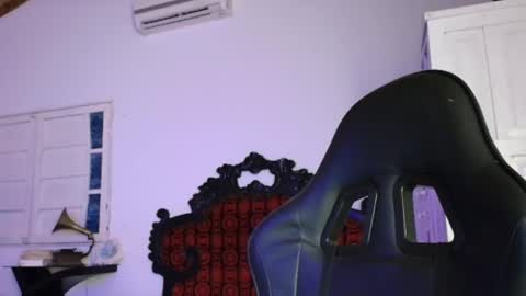 Ig madis0nbyers online show from April 14, 1:05 am