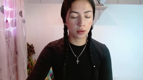 Madison Cambel online show from December 19, 6:12 pm