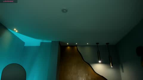 Maddi Collins online show from April 10, 11:49 am