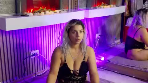 madisonrusso online show from November 6, 8:09 am