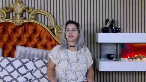 Snapshot of madisonrusso chatting on October 21, 7:01 am madisonrusso online show from October 21, 7:01 am