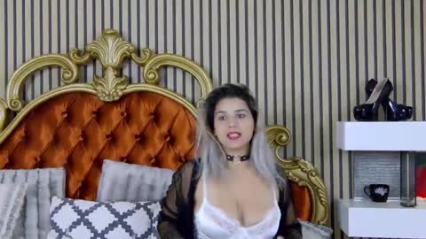 Snapshot of madisonrusso chatting on October 22, 7:13 am madisonrusso online show from October 22, 7:13 am