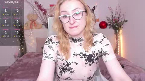 Madisson online show from November 20, 1:39 am