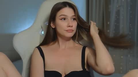 Snapshot of madissson chatting on February 12, 4:11 pm Madi Soon online show from February 12, 4:11 pm