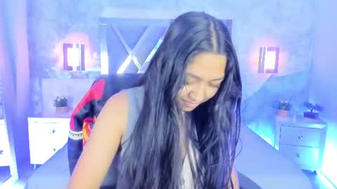Mady Roa online show from June 19, 3:11 am
