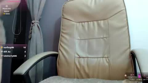 Mara online show from November 12, 6:06 pm