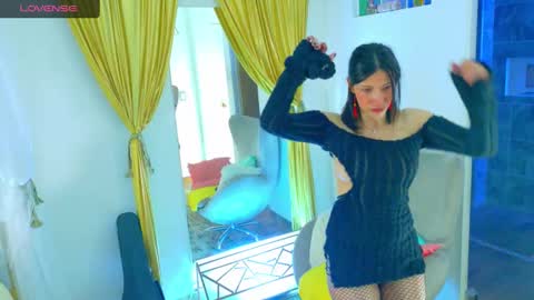 magali online show from October 9, 12:04 am