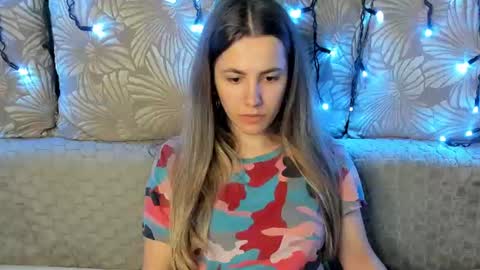 Maggie online show from June 21, 3:21 am