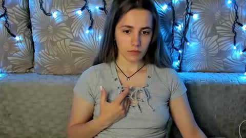 Maggie online show from June 11, 2:53 am