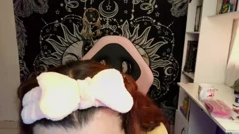 Claire online show from April 19, 9:17 pm