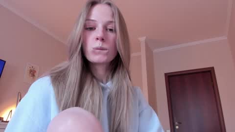 Alice  online show from February 14, 12:29 pm