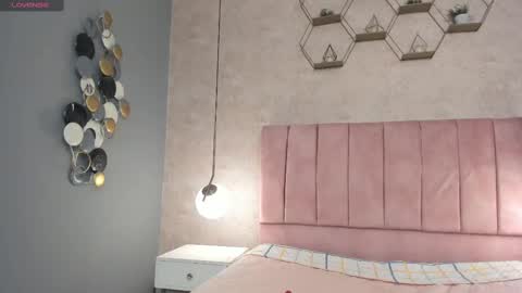 Vera  online show from October 1, 1:38 pm