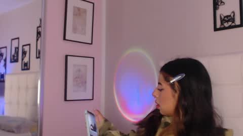 Maia Reficco online show from April 1, 12:17 pm