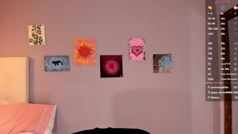 Maia online show from April 19, 6:10 pm