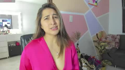   online show from April 22, 2:41 am