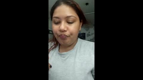 maii490484 online show from February 21, 9:15 pm