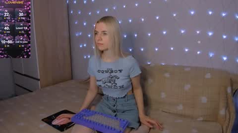 Your kitty online show from February 5, 3:42 am